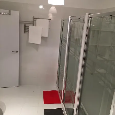 Cortina Del Muelle Catedral Apartment